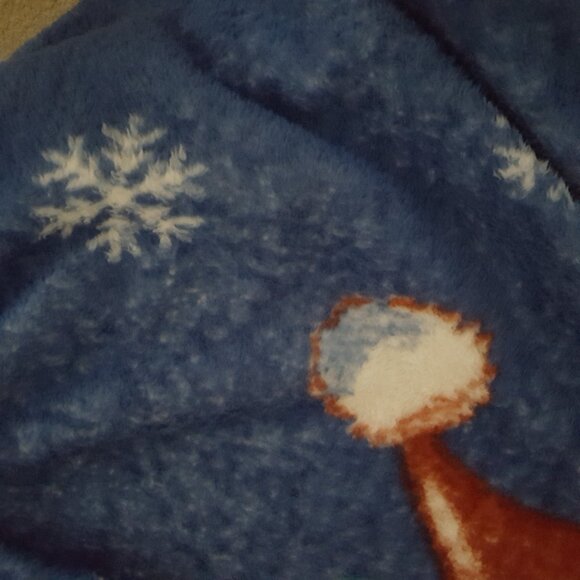 Christmas Throw Blankets - Picture 6 of 16